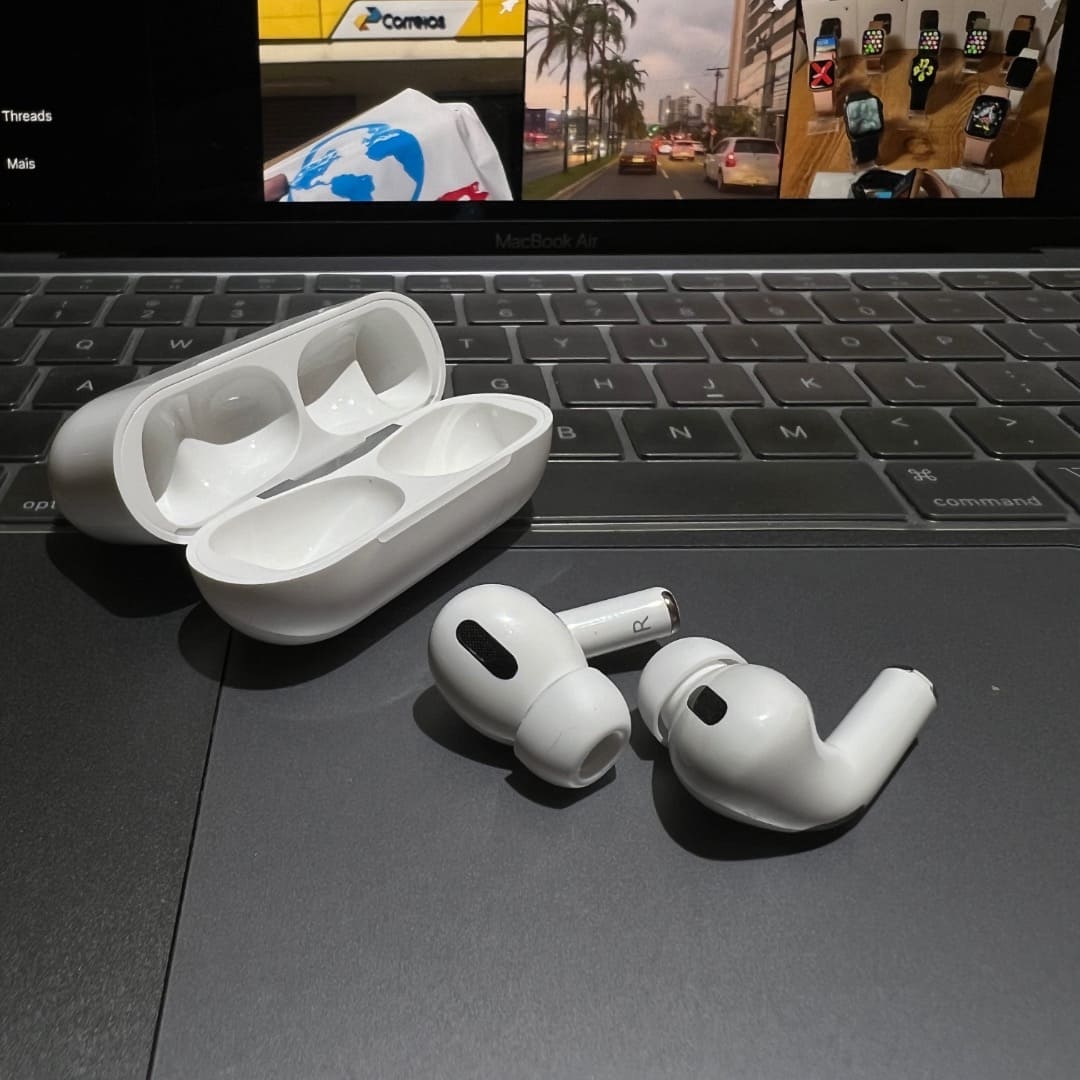 AirPods Pro (2ª Geração) - Fone Bluetooth